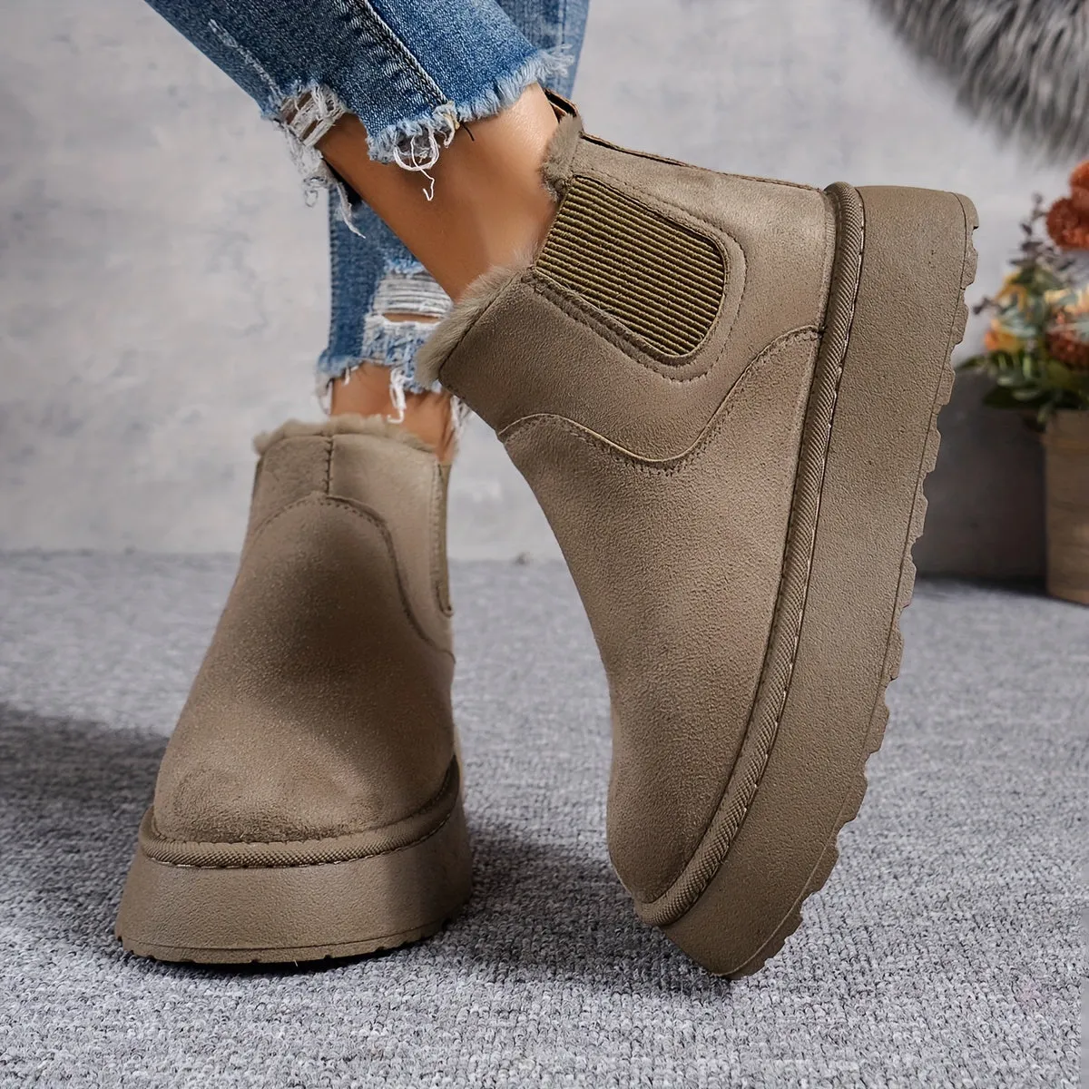 Women's Solid Color Fluffy Boots, Thermal Lining Platform Soft Sole Winter Daily Shoes, Non-slip Warm Snow Boots